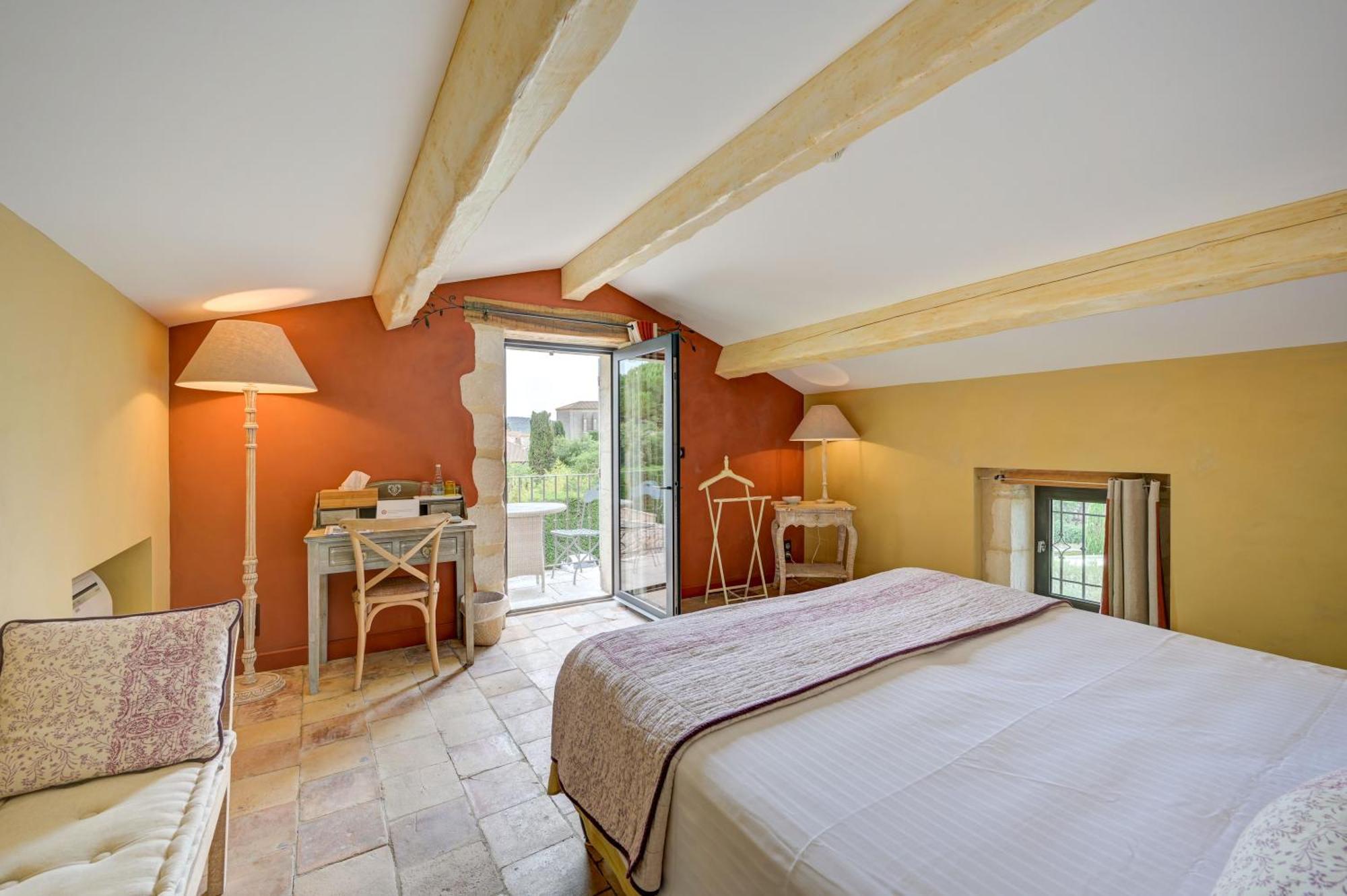 La Belle Vie Hotel Saint-Hilaire-d'Ozilhan Luaran gambar