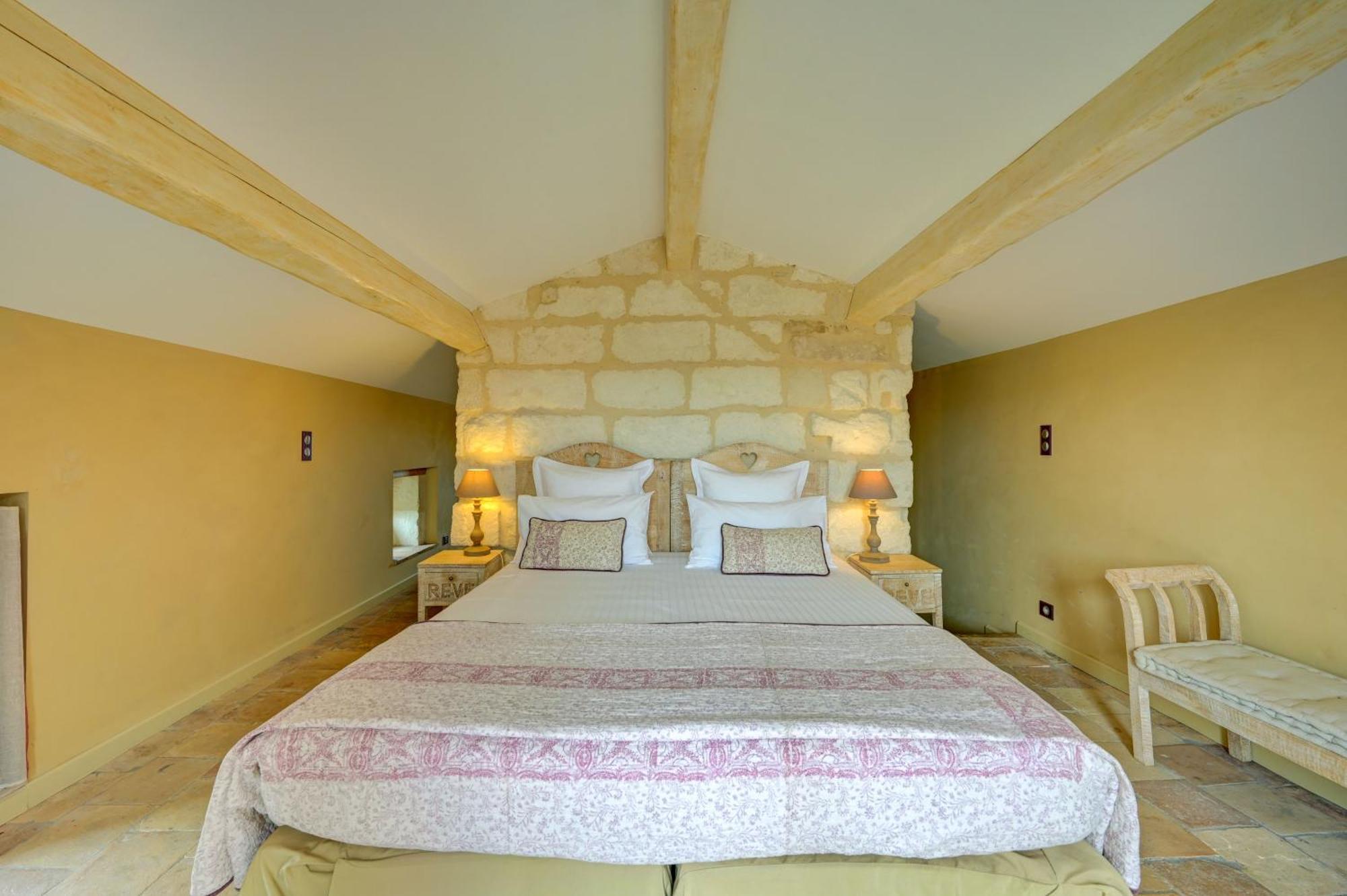 La Belle Vie Hotel Saint-Hilaire-d'Ozilhan Luaran gambar