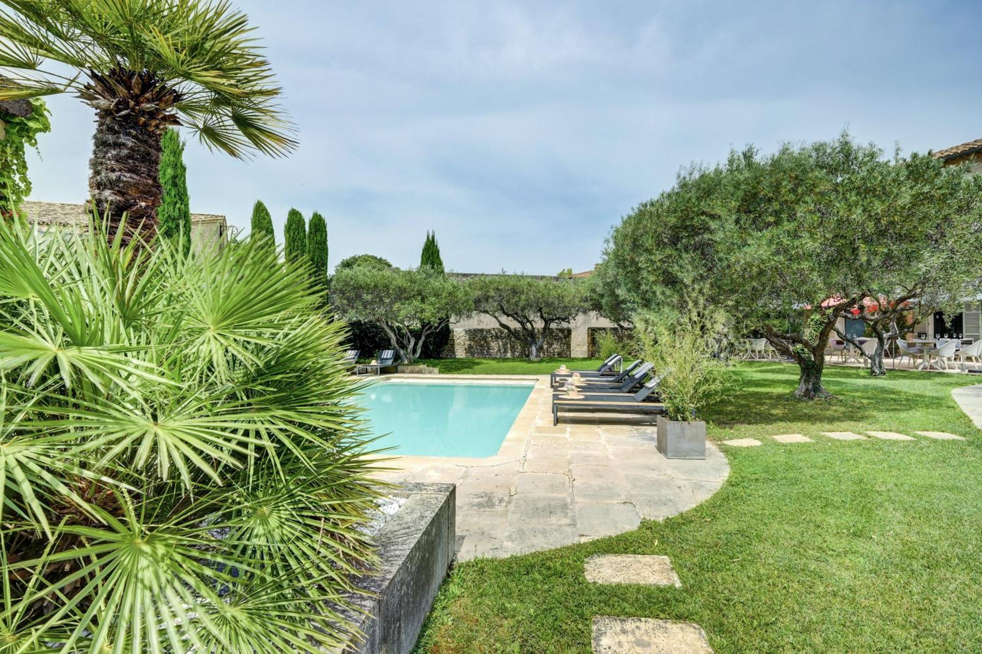 La Belle Vie Hotel Saint-Hilaire-d'Ozilhan Luaran gambar
