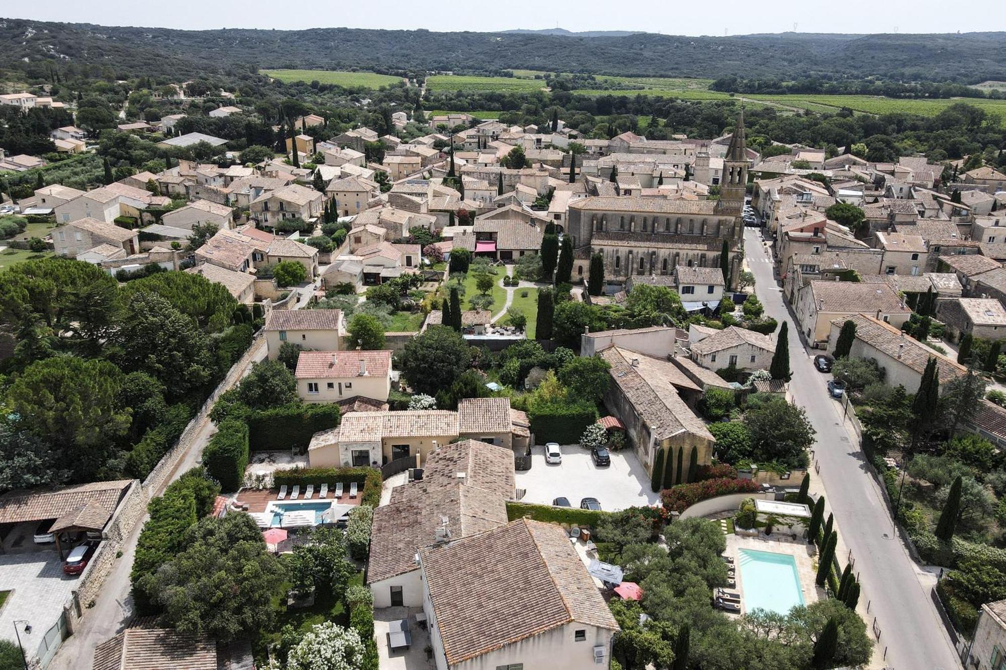 La Belle Vie Hotel Saint-Hilaire-d'Ozilhan Luaran gambar